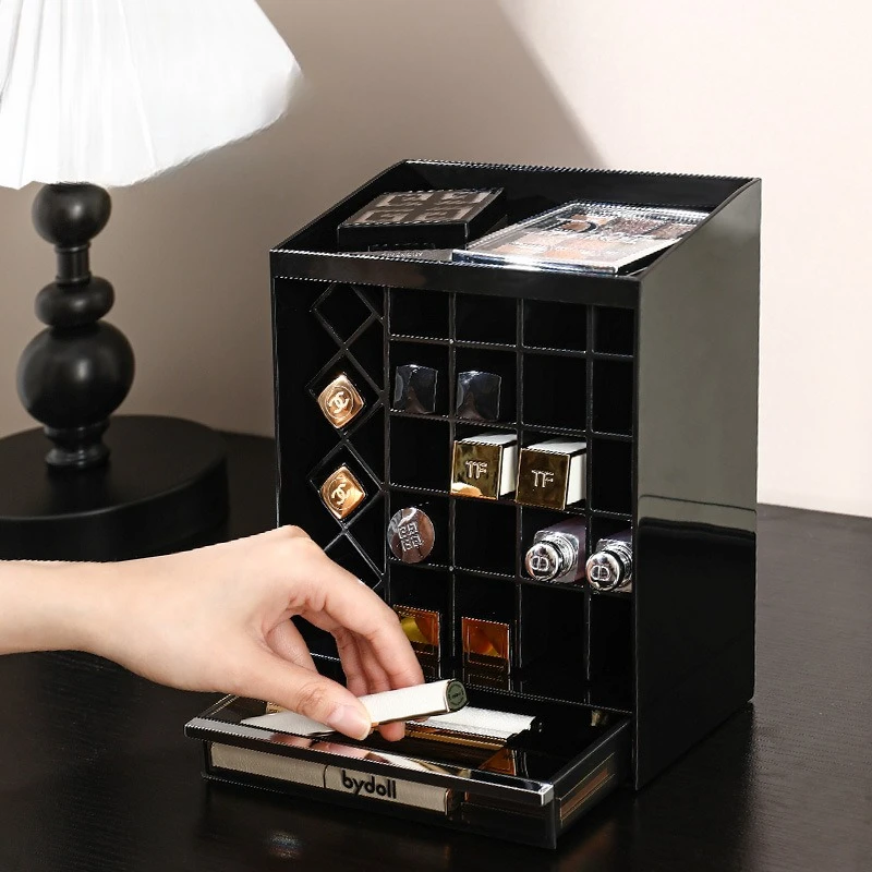 Light luxury lipstick storage  - Luxury High End Skincare recension och pris