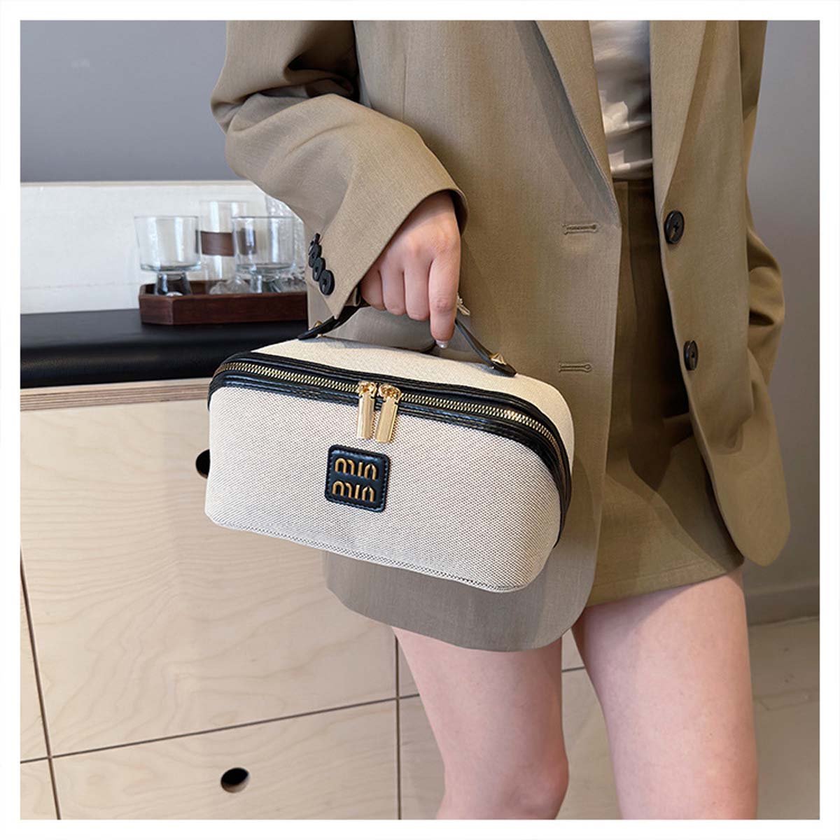 Makeup Bag - Retro Light Luxur - Luxury High End Skincare recension och pris